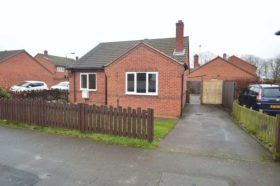 2 bedroom Detached t...